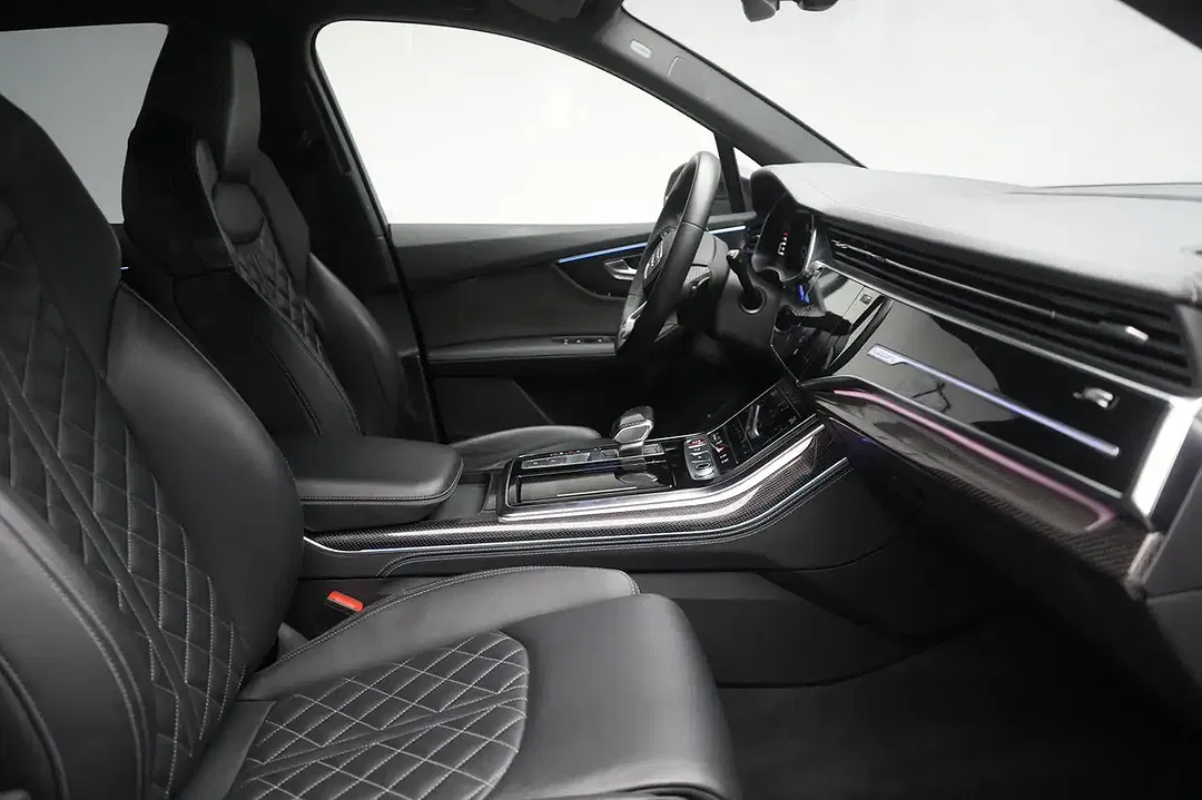 Audi SQ7 - Thumbnail 6