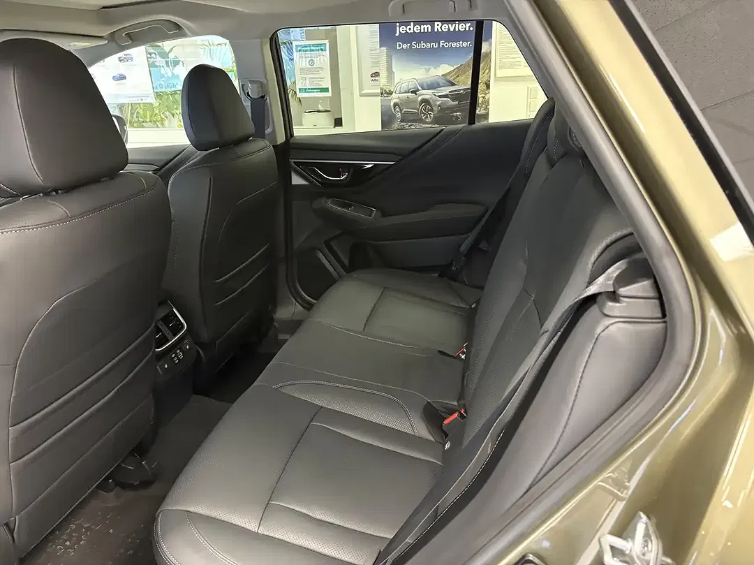 Subaru OUTBACK - Thumbnail 8