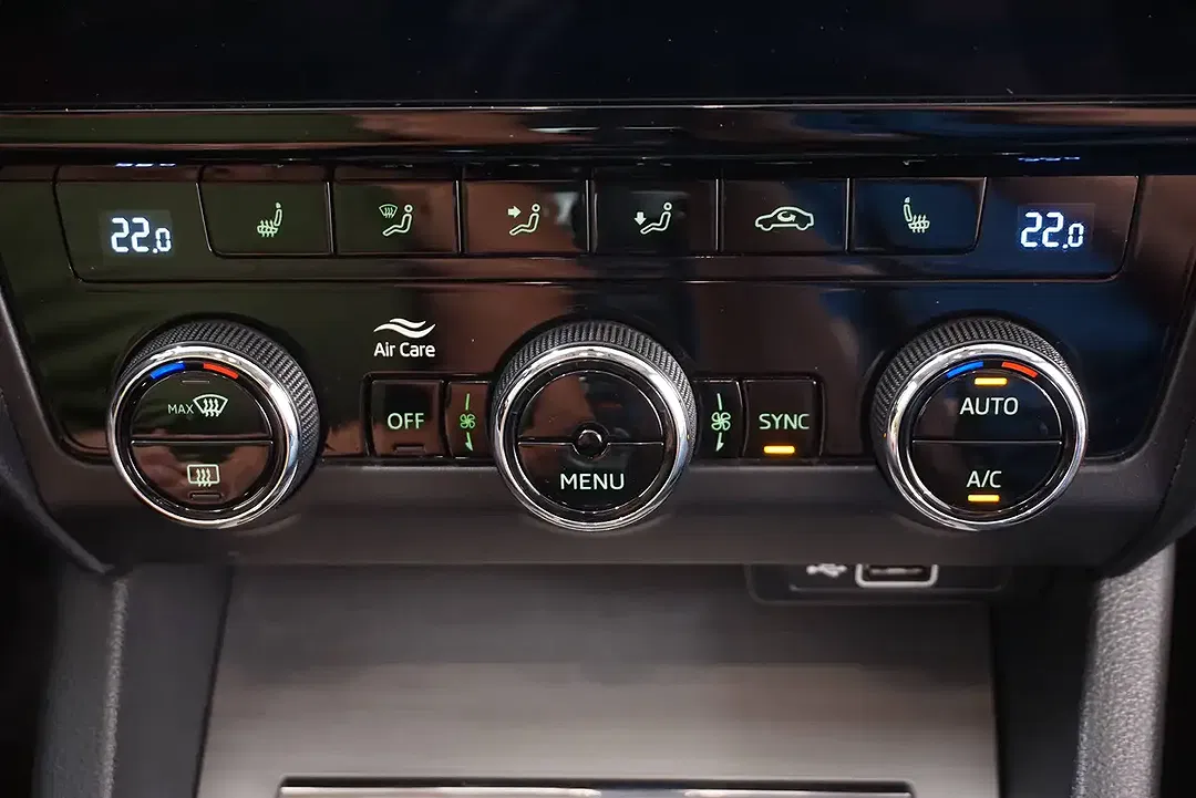 Skoda Octavia - Thumbnail 12