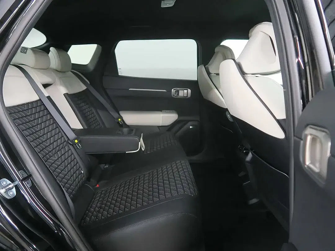 Kia EV4 - Thumbnail 12