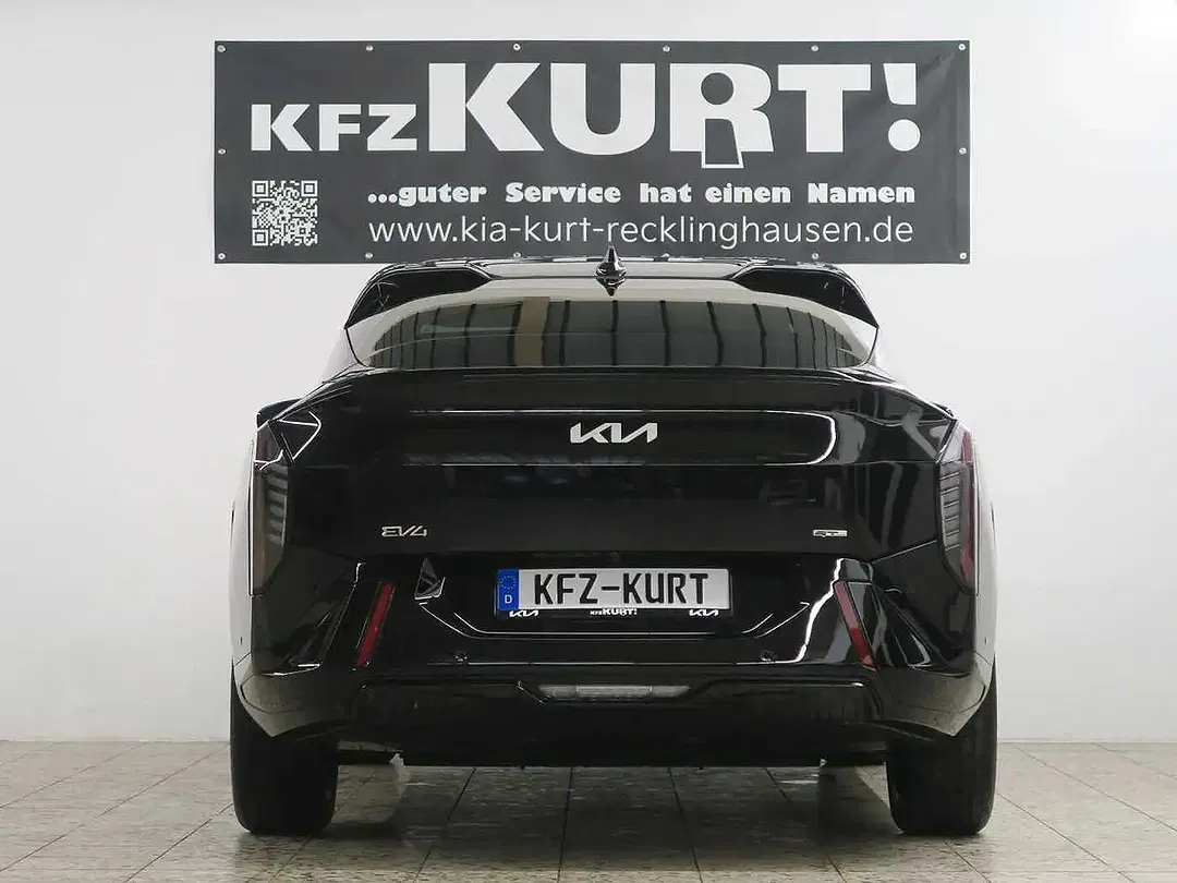 Kia EV4 - Thumbnail 5