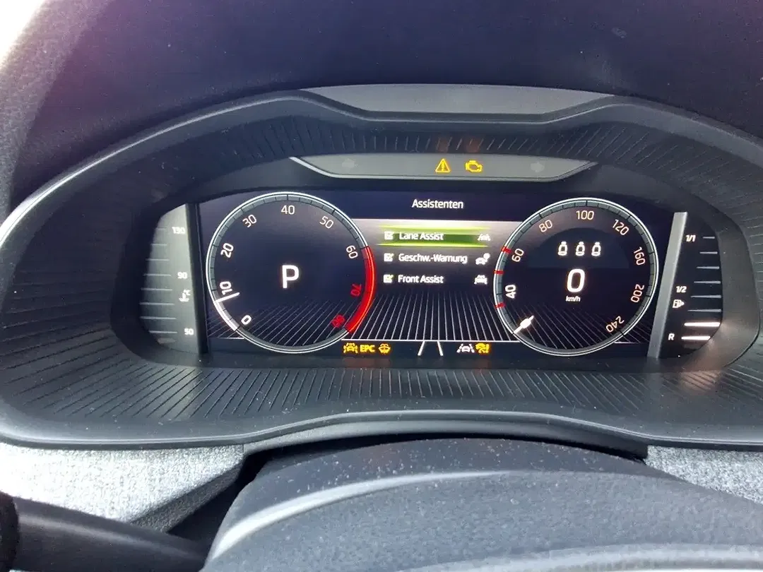Skoda Scala - Thumbnail 12