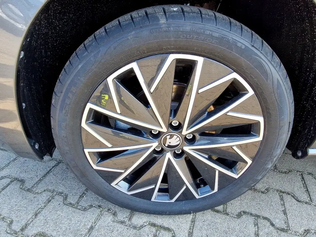 Skoda Scala - Thumbnail 14