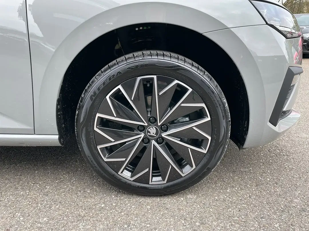 Skoda Scala - Thumbnail 15