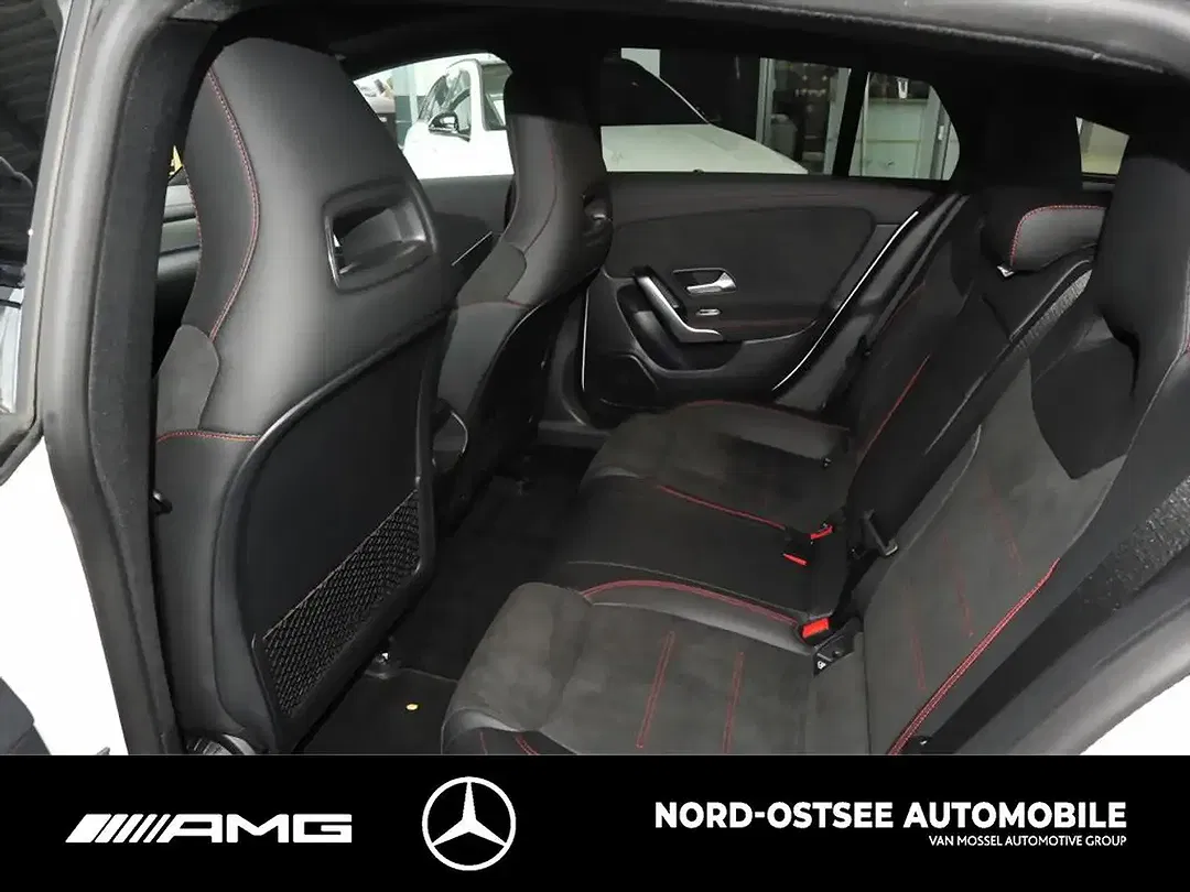 Mercedes-Benz CLA 250 - Thumbnail 11