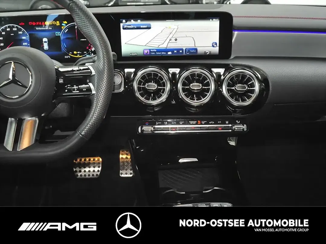 Mercedes-Benz CLA 250 - Thumbnail 9