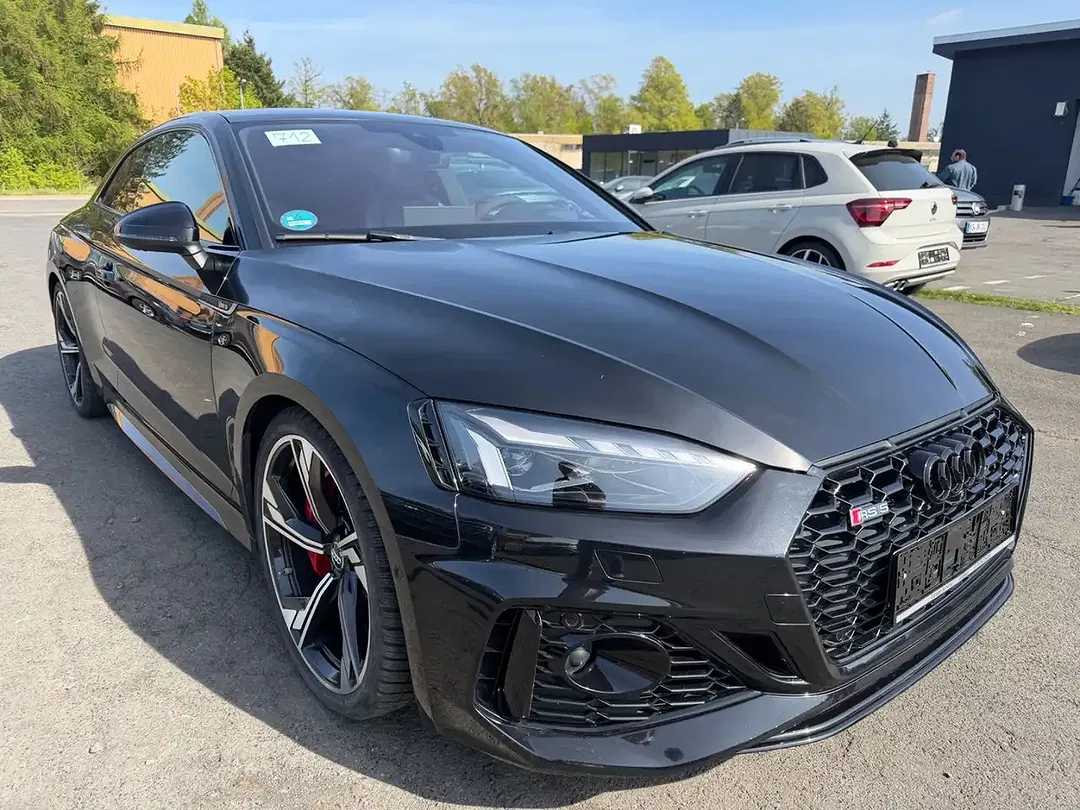Audi RS5 quattro Coupe