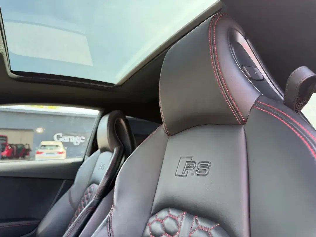 Audi RS5 - Thumbnail 11
