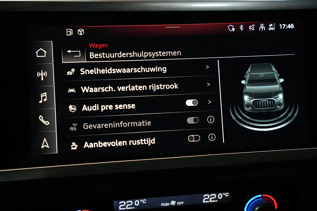 Audi Q3 - Thumbnail 12