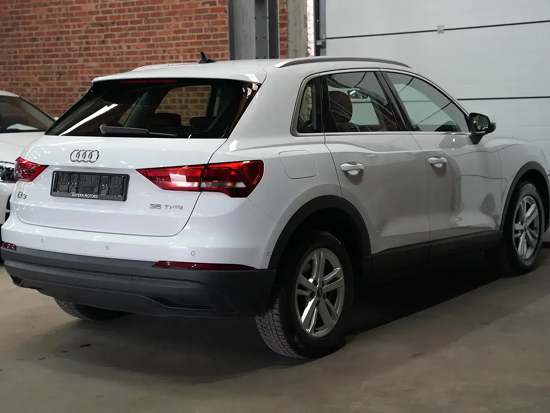 Audi Q3 - Thumbnail 2