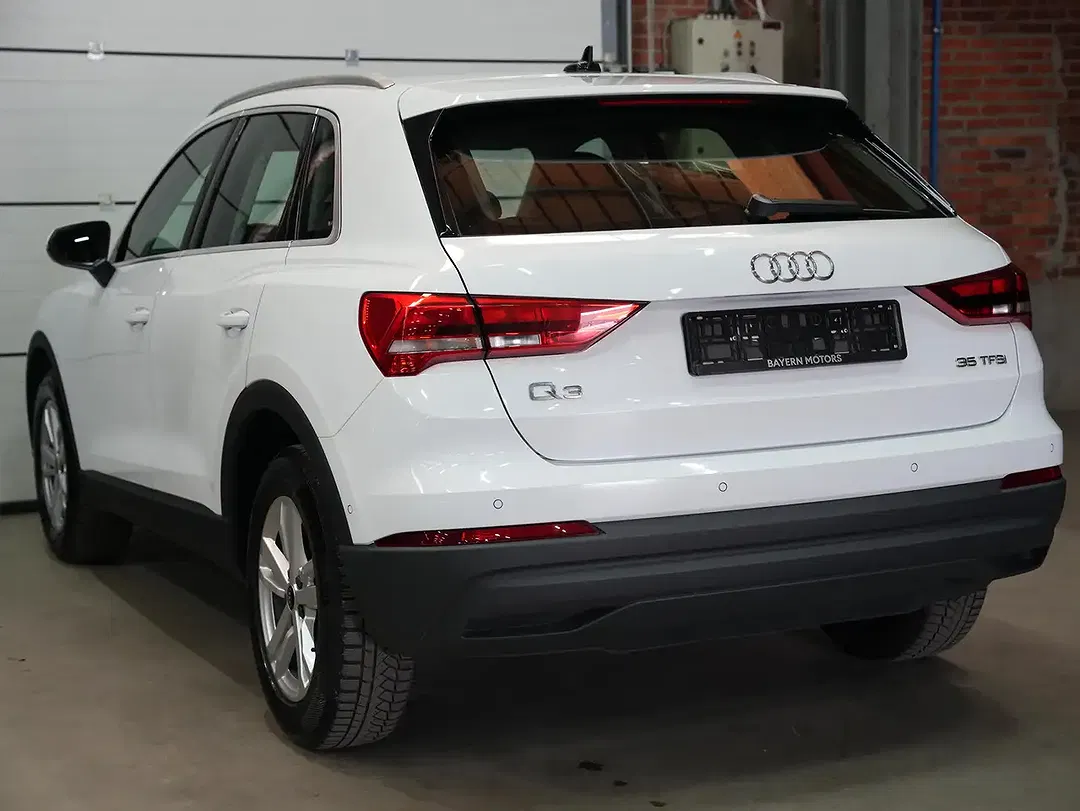 Audi Q3 - Thumbnail 4