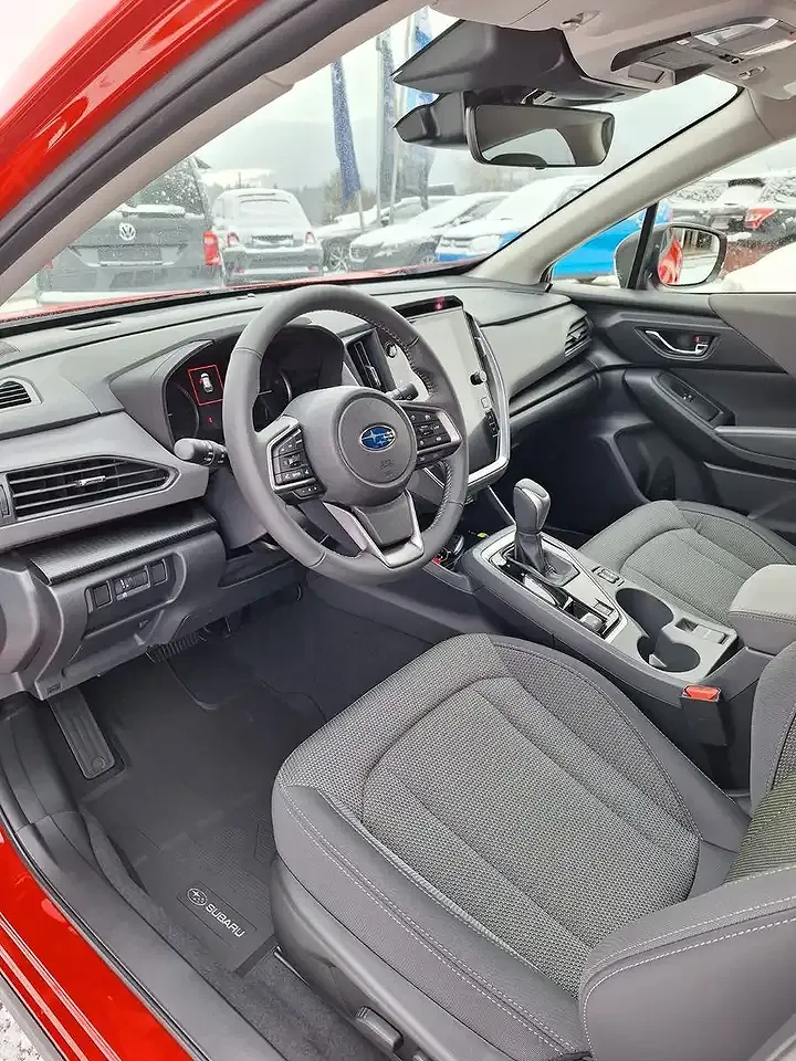 Subaru Crosstrek - Thumbnail 11