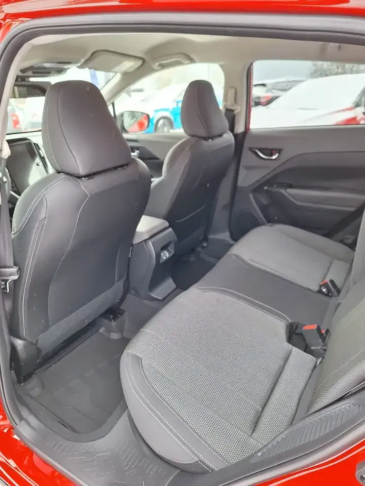 Subaru Crosstrek - Thumbnail 15