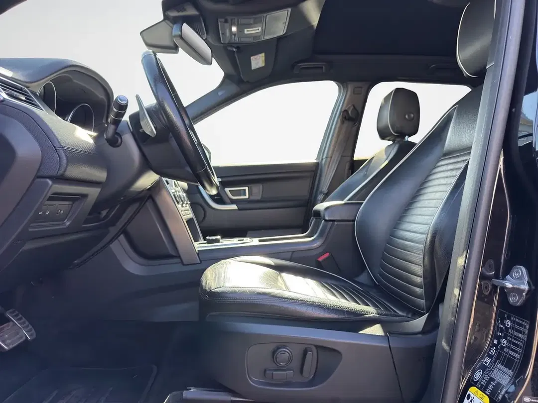 Land Rover Discovery - Thumbnail 13
