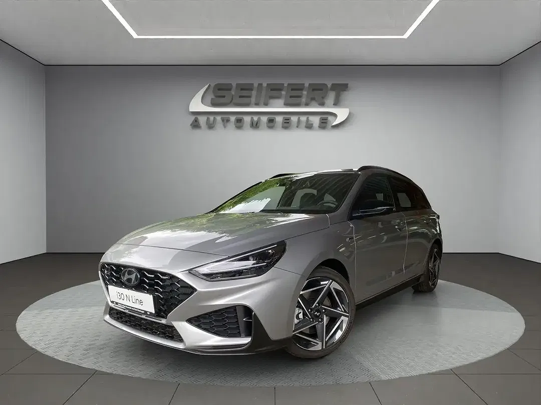 Hyundai i30 - Thumbnail 1