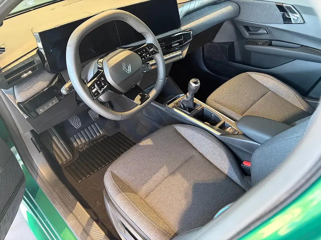 Renault Clio - Thumbnail 6