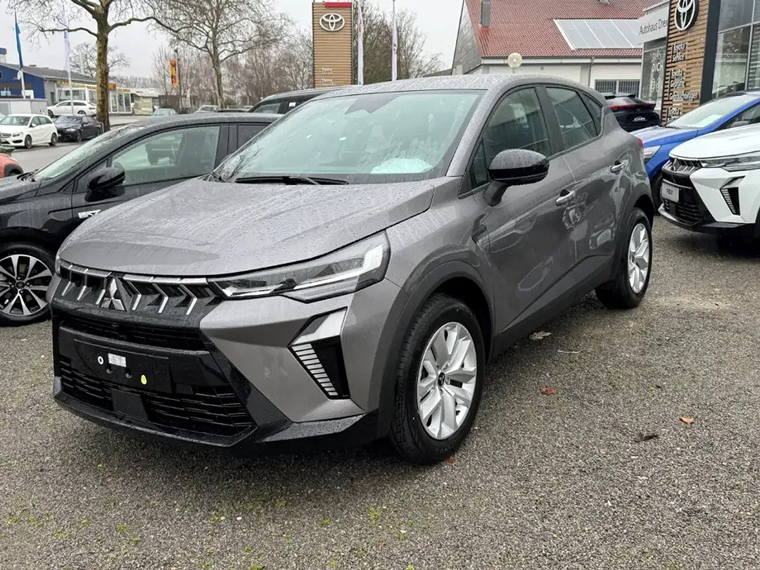 Mitsubishi ASX - Thumbnail 1