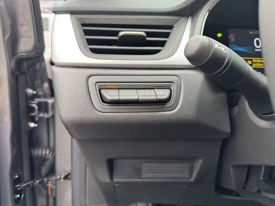 Mitsubishi ASX - Thumbnail 11
