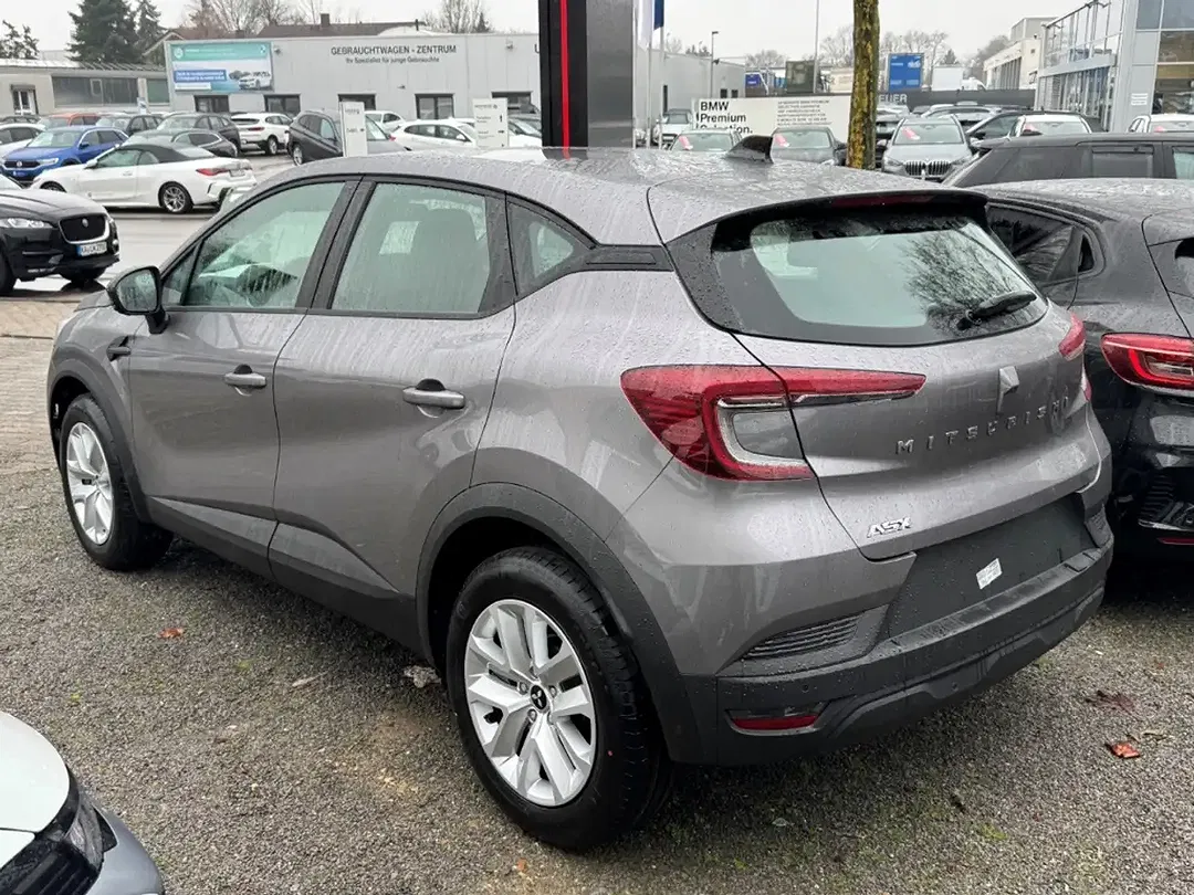 Mitsubishi ASX - Thumbnail 3