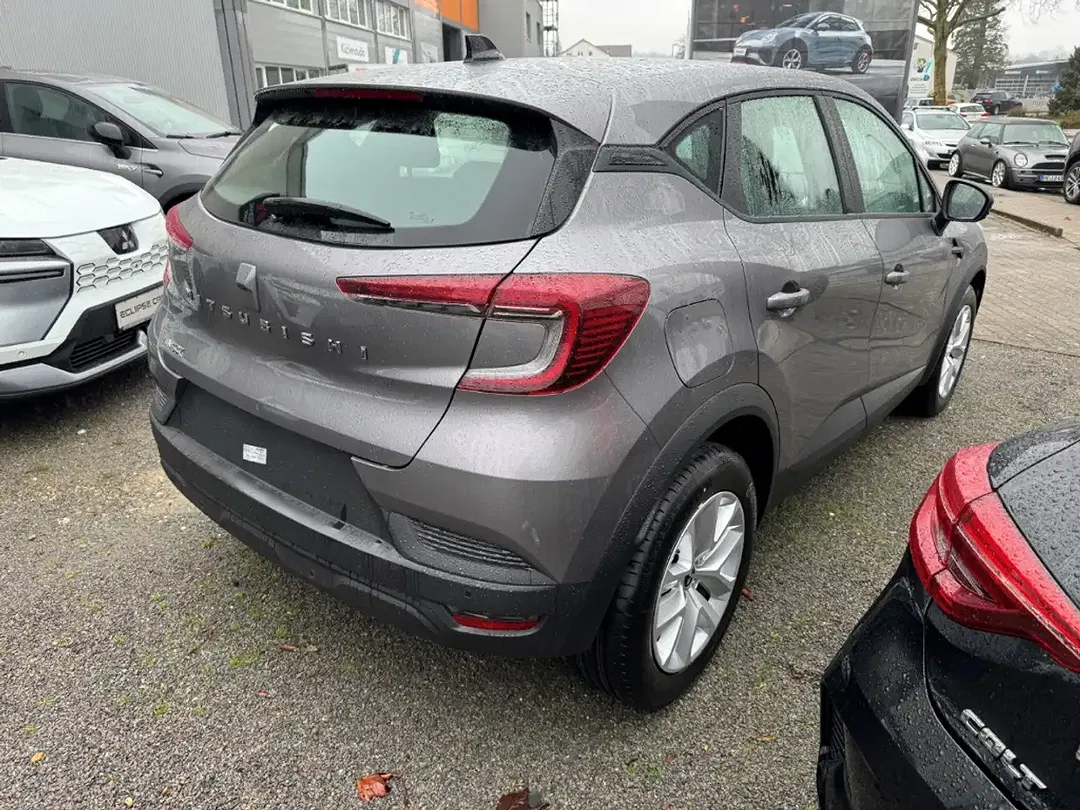 Mitsubishi ASX - Thumbnail 4