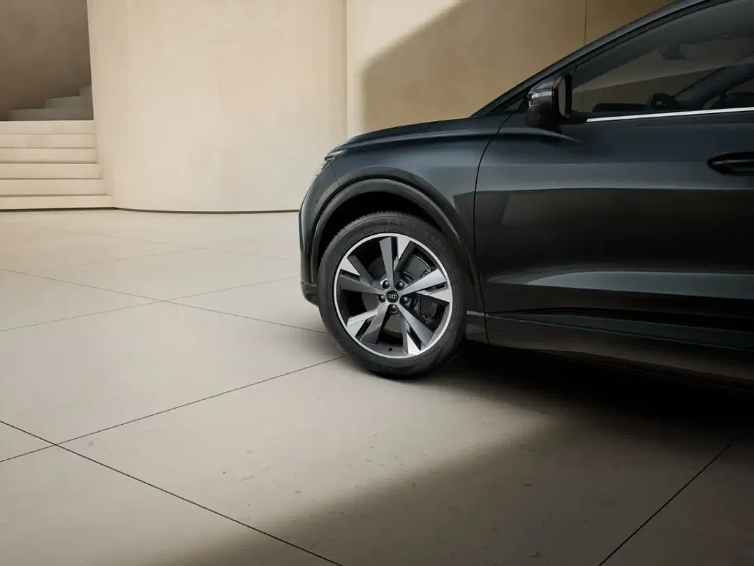 Audi Q4 e-tron - Thumbnail 6