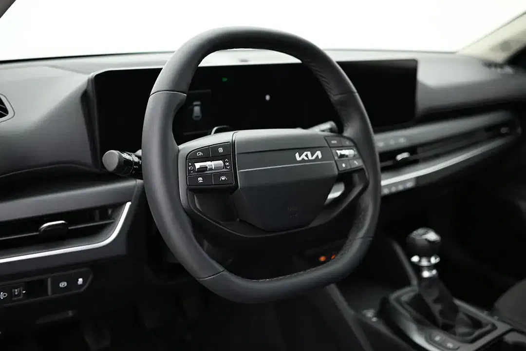 Kia K4 - Thumbnail 4