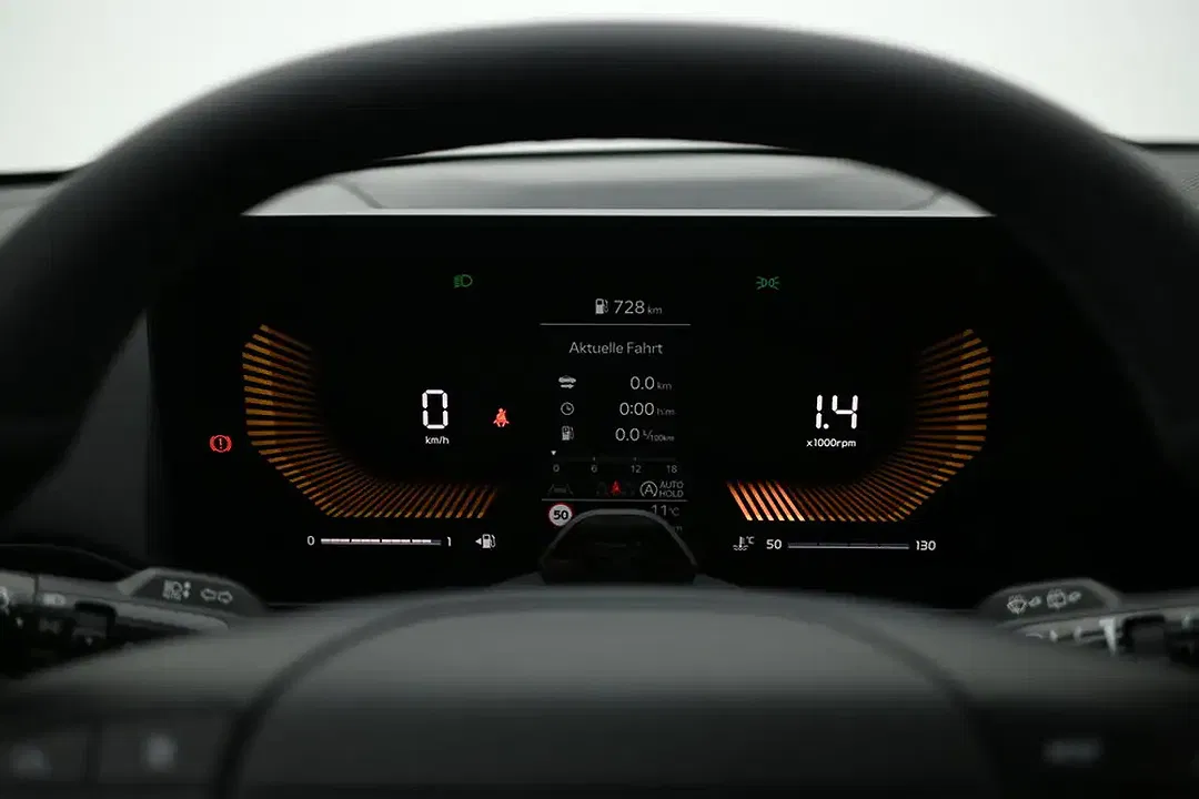 Kia K4 - Thumbnail 6