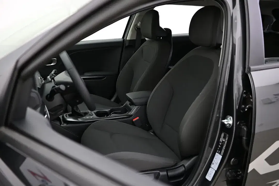 Kia K4 - Thumbnail 7