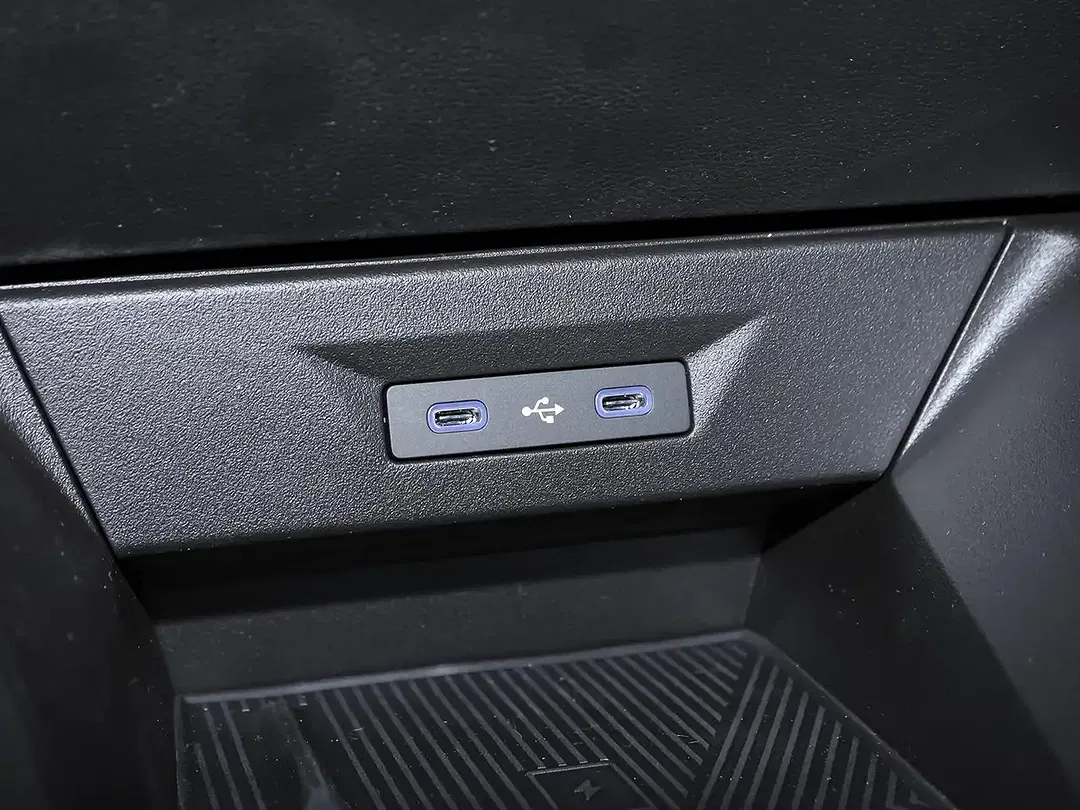 Renault Clio - Thumbnail 14
