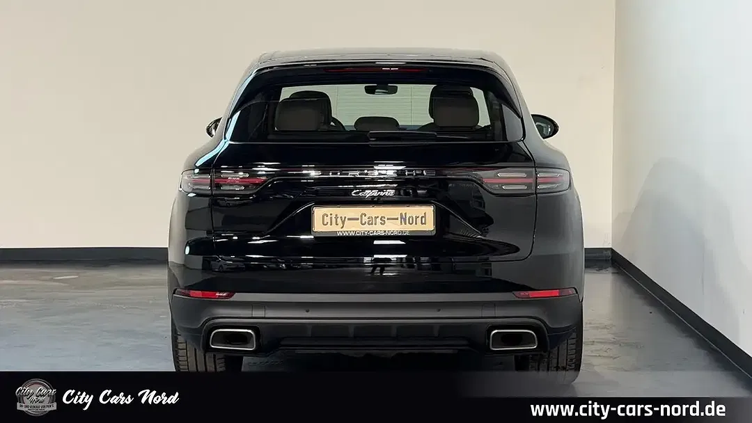 Porsche Cayenne - Thumbnail 4