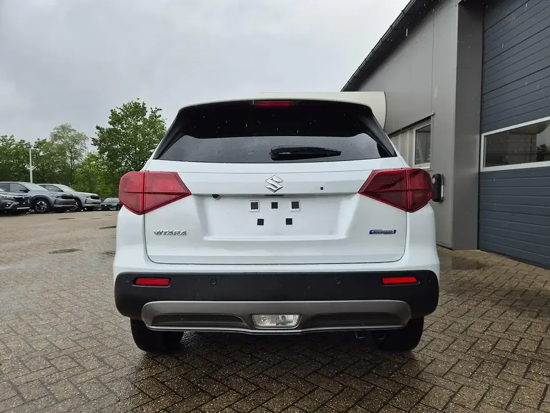 Suzuki Vitara - Thumbnail 4