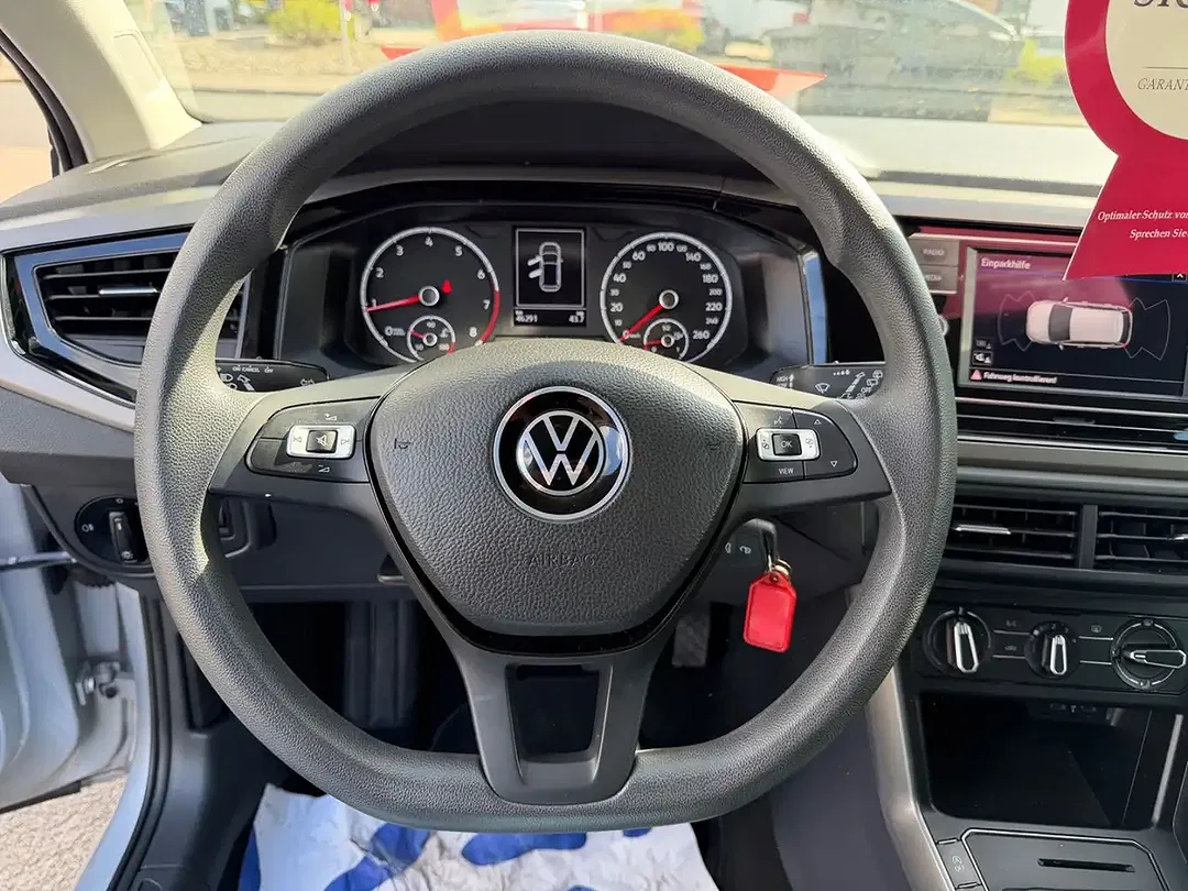 Volkswagen Polo - Thumbnail 10