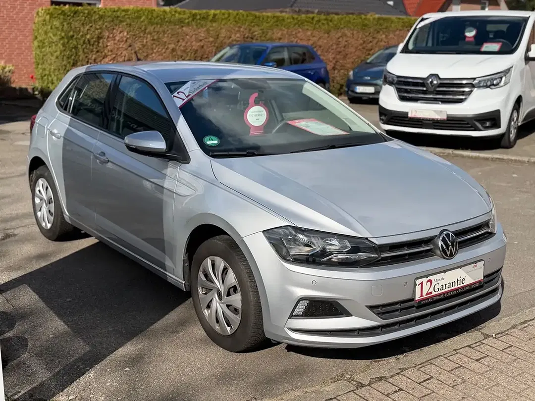 Volkswagen Polo - Thumbnail 2