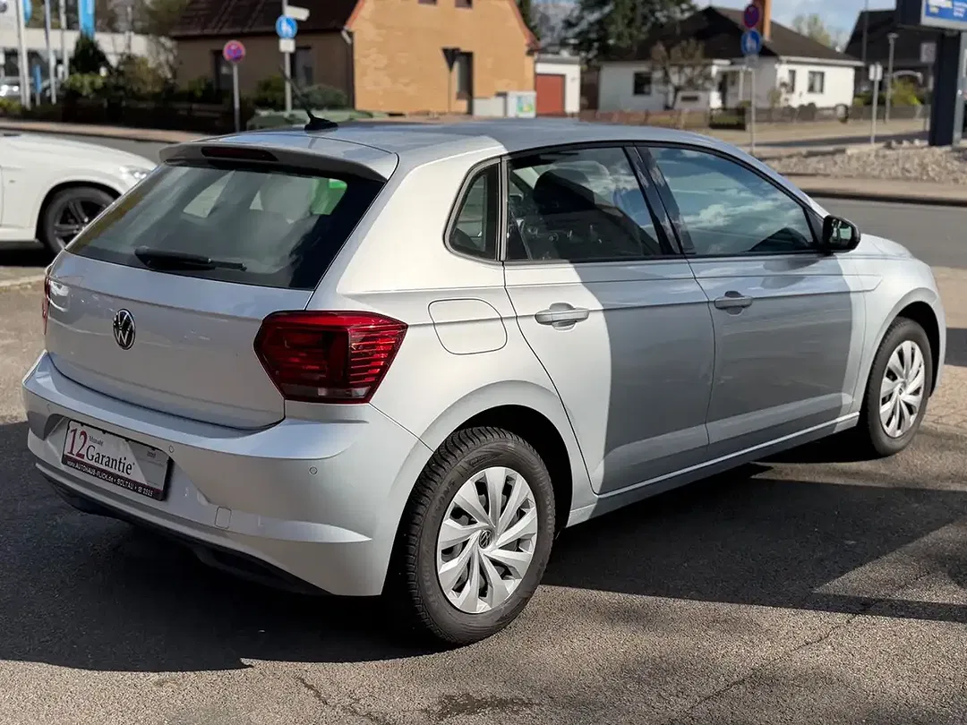 Volkswagen Polo - Thumbnail 3