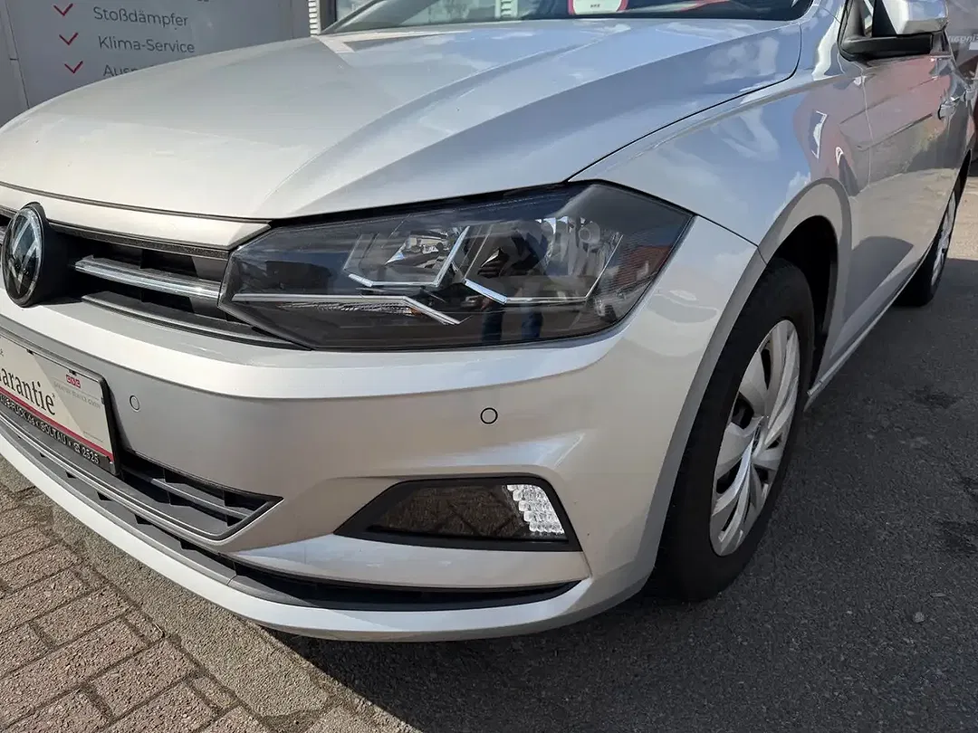 Volkswagen Polo - Thumbnail 5