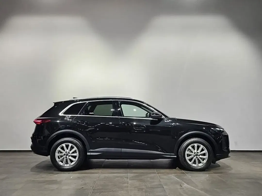 Audi Q5 - Thumbnail 6