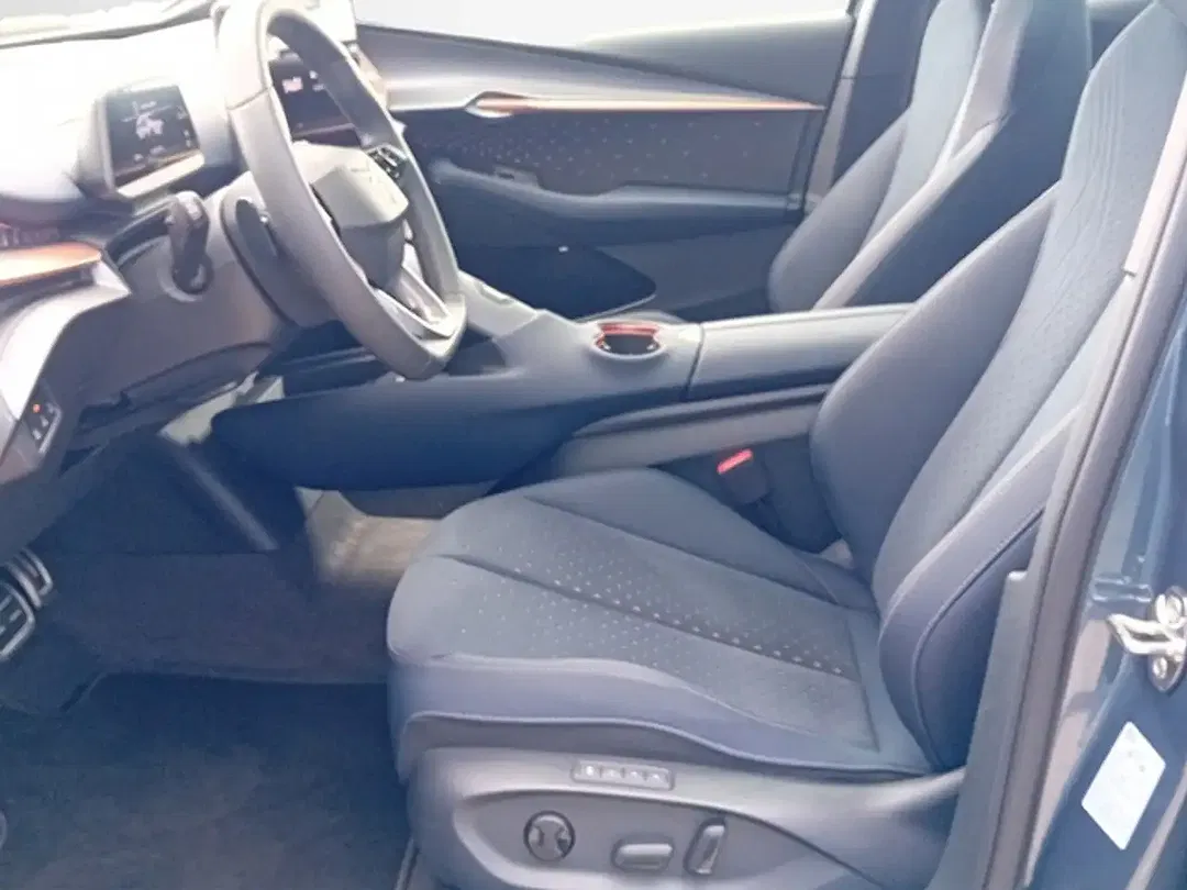 CUPRA Tavascan - Thumbnail 11