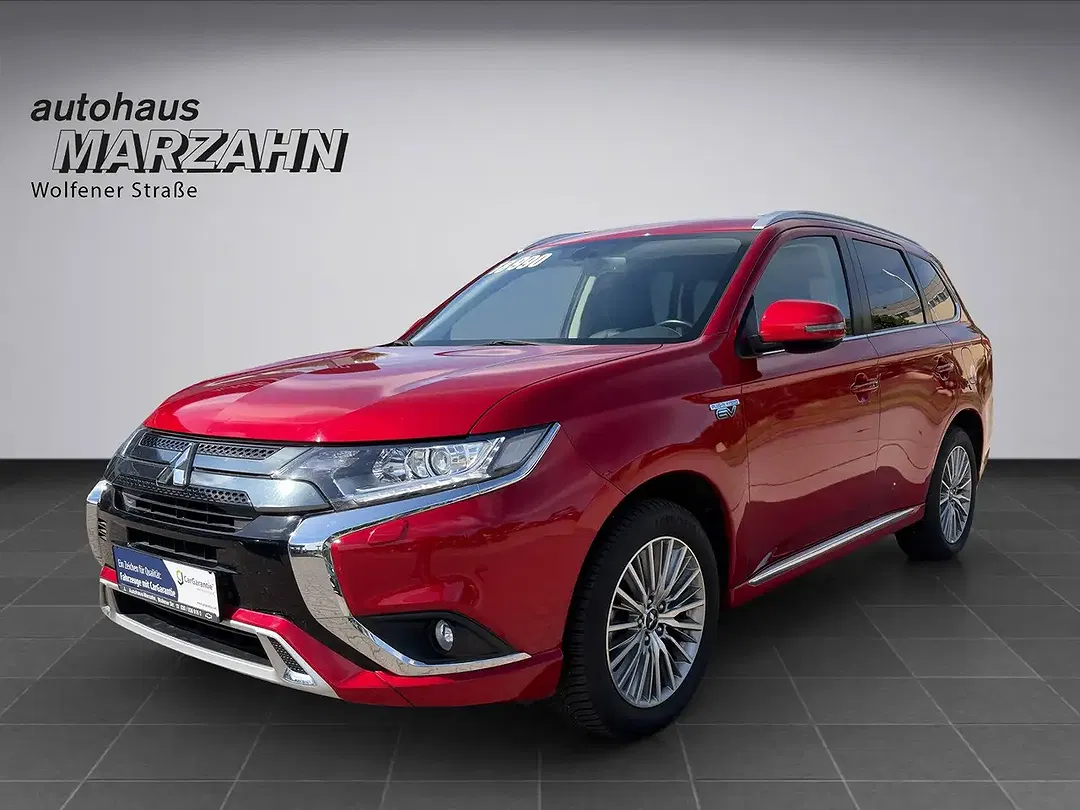 Mitsubishi Outlander PHEV 4WD Basis