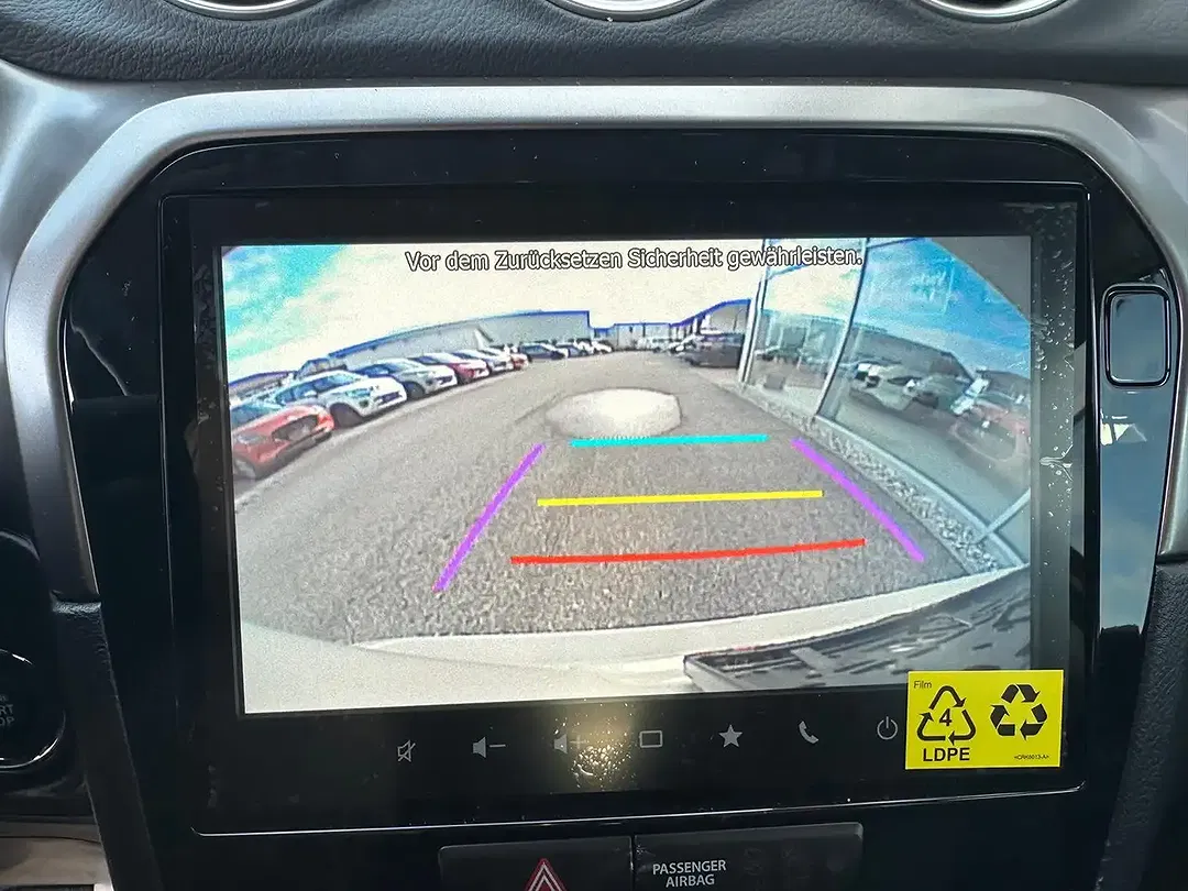 Suzuki Vitara - Thumbnail 10