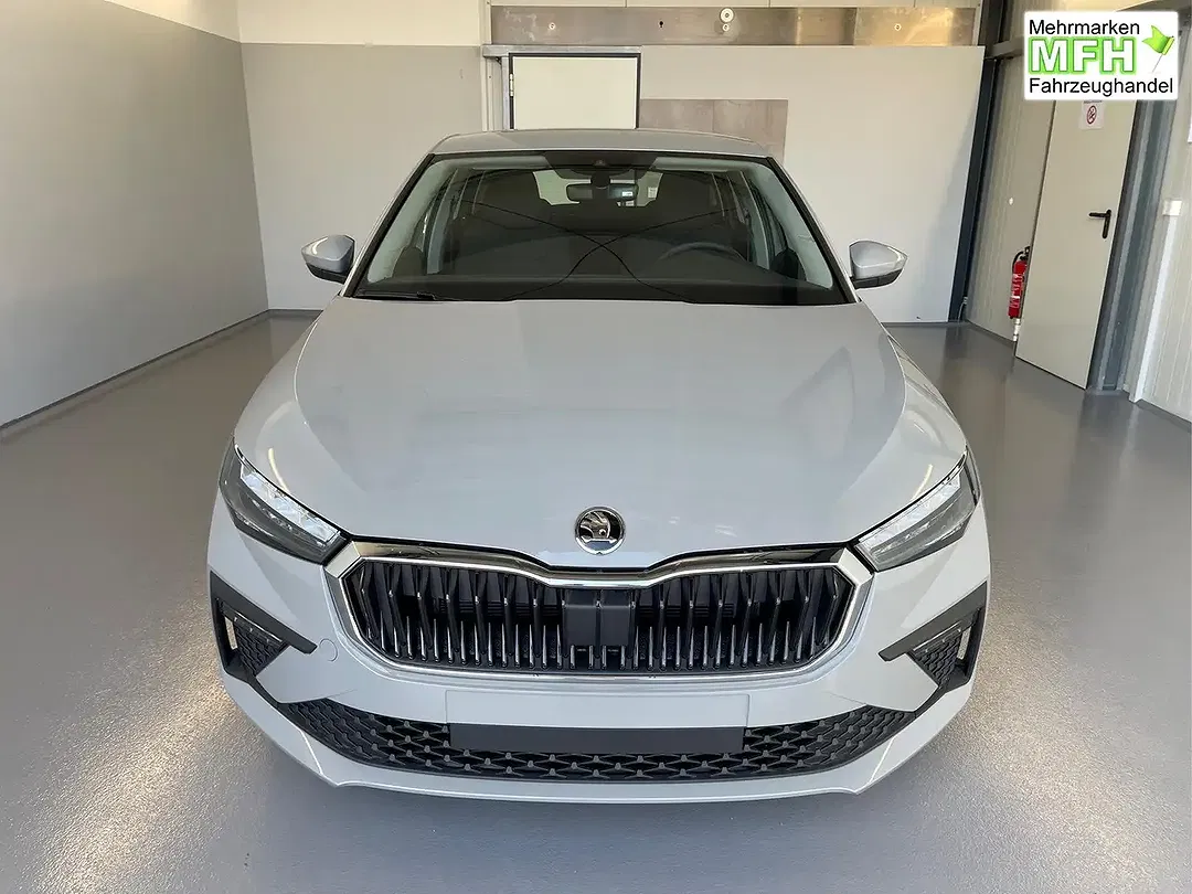 Skoda Scala - Thumbnail 2