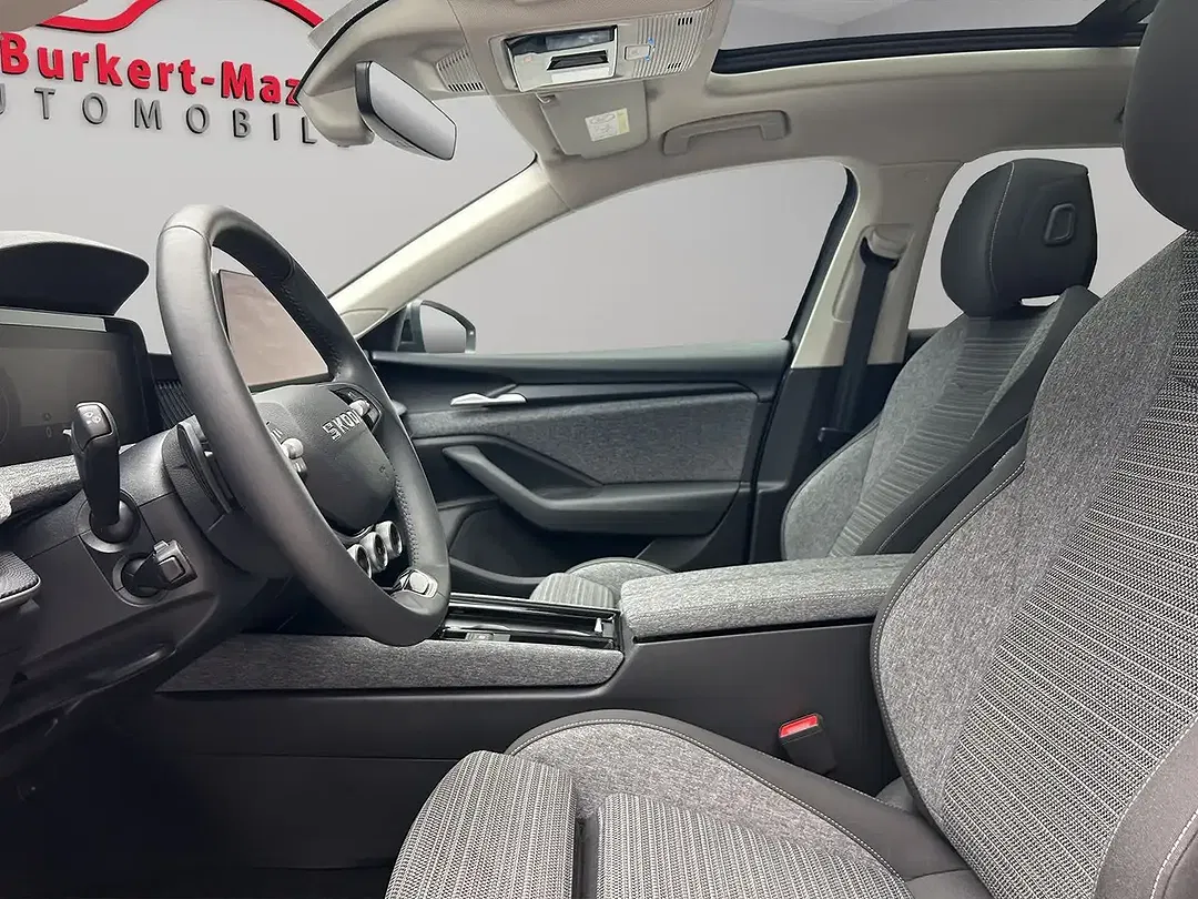 Skoda Superb - Thumbnail 10