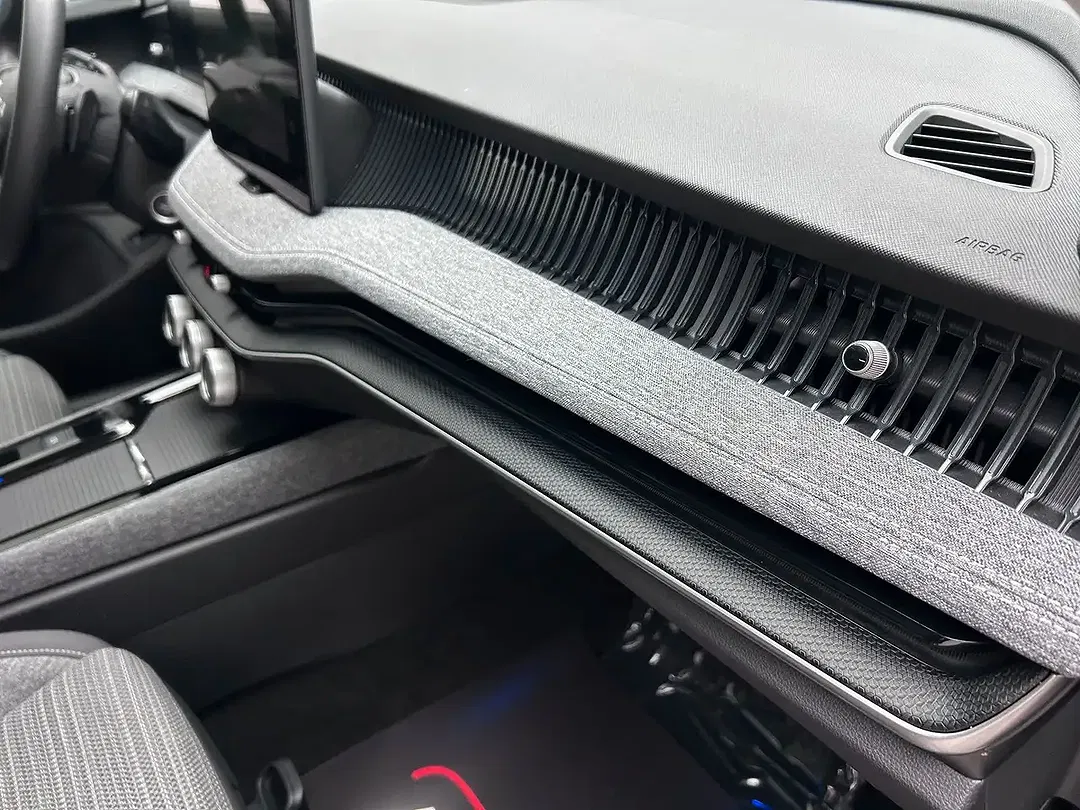 Skoda Superb - Thumbnail 20