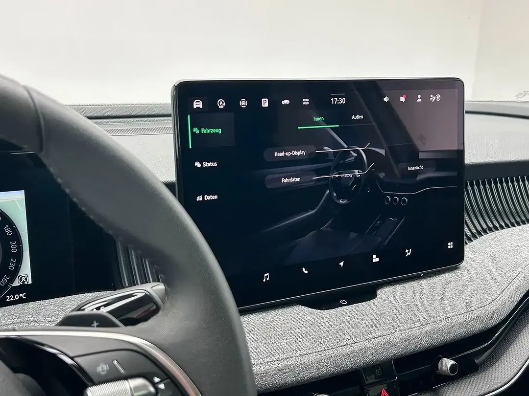Skoda Superb - Thumbnail 25