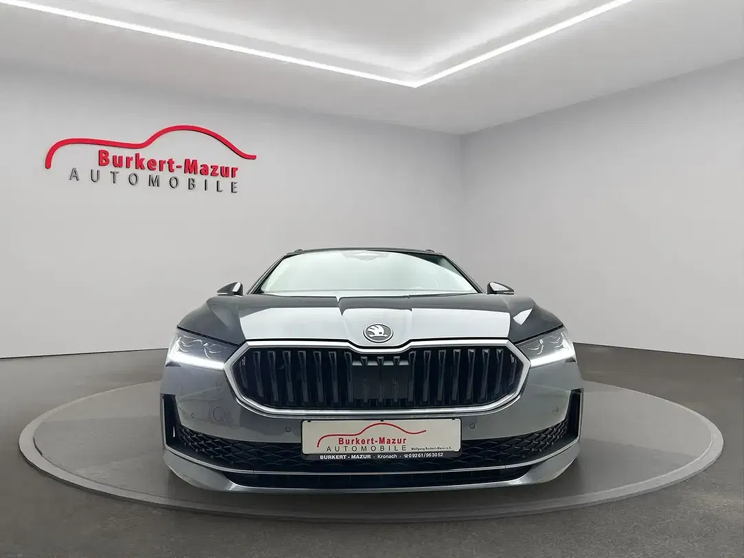 Skoda Superb - Thumbnail 3