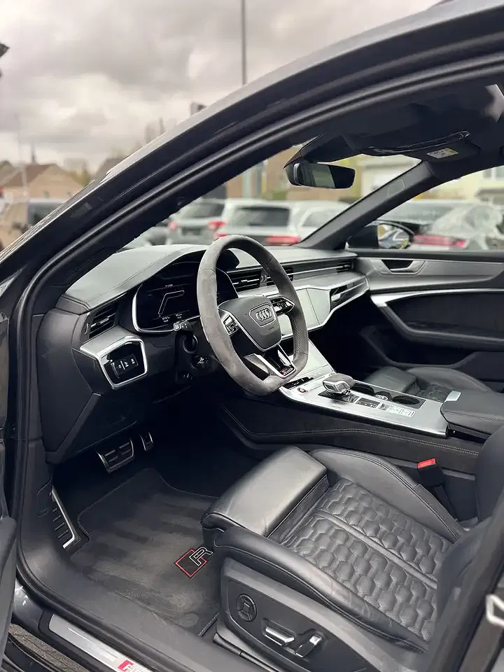 Audi RS6 - Thumbnail 12