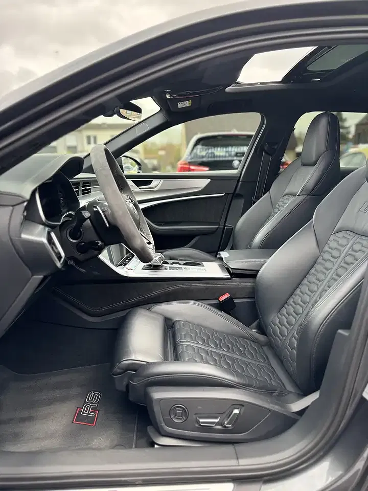 Audi RS6 - Thumbnail 13