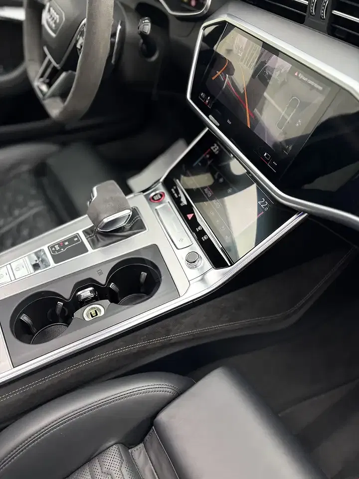 Audi RS6 - Thumbnail 15