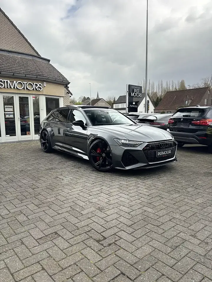 Audi RS6 - Thumbnail 3