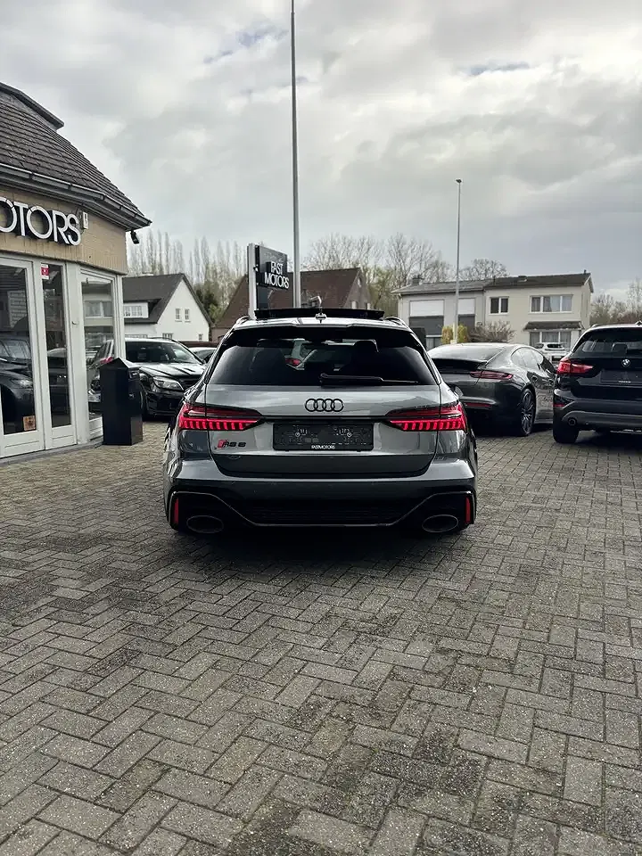 Audi RS6 - Thumbnail 5