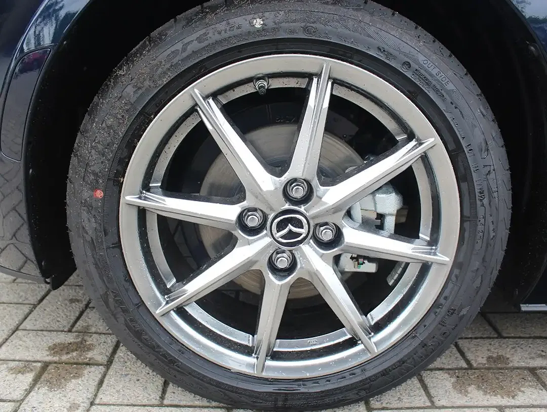 Mazda MX-5 - Thumbnail 9